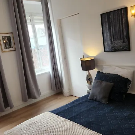 Tribunal Du Beffroi * Douai